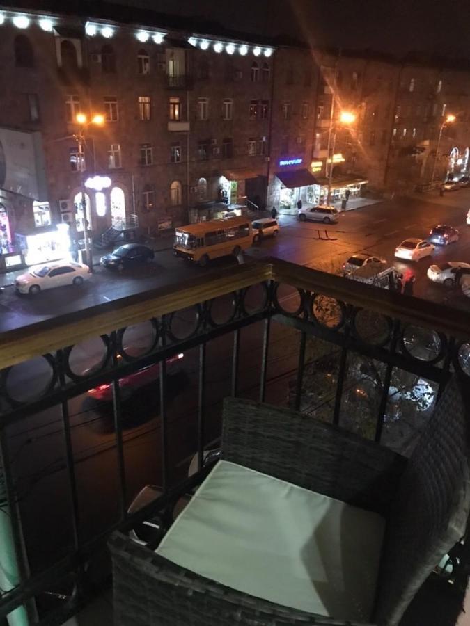 Квартира Около Станции Метро С Балконами Erywań Zewnętrze zdjęcie